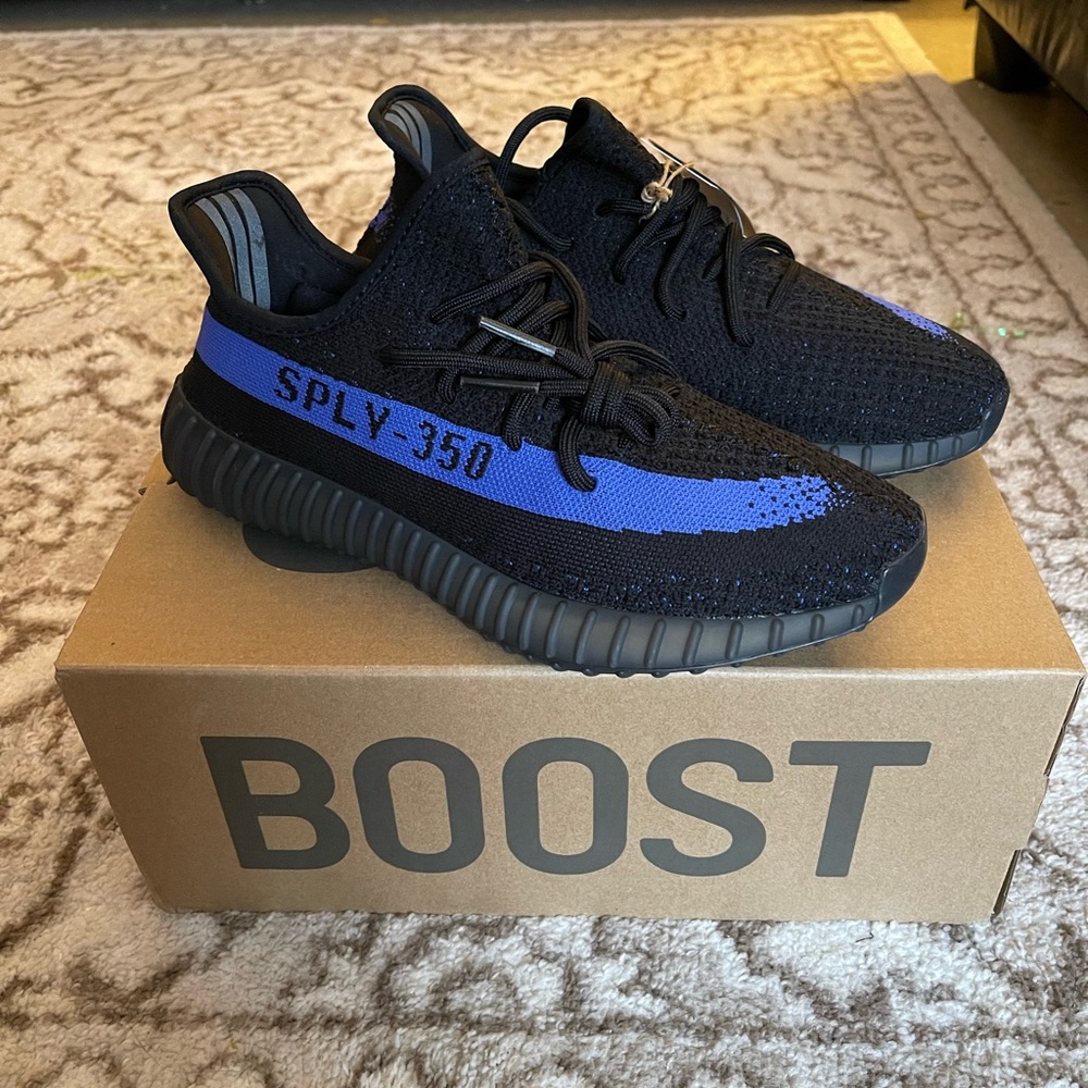 Yeezy 350 dazzling blue